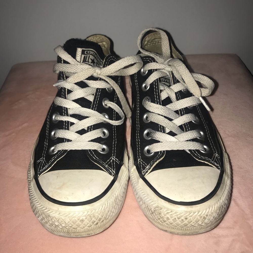 🖤 Black Low Chuck Taylor Converse 🖤
